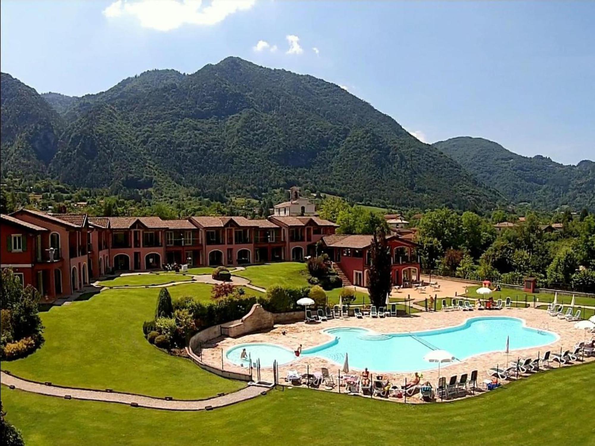 Spacious Apartment In Idro With Shared Pool Crone Luaran gambar